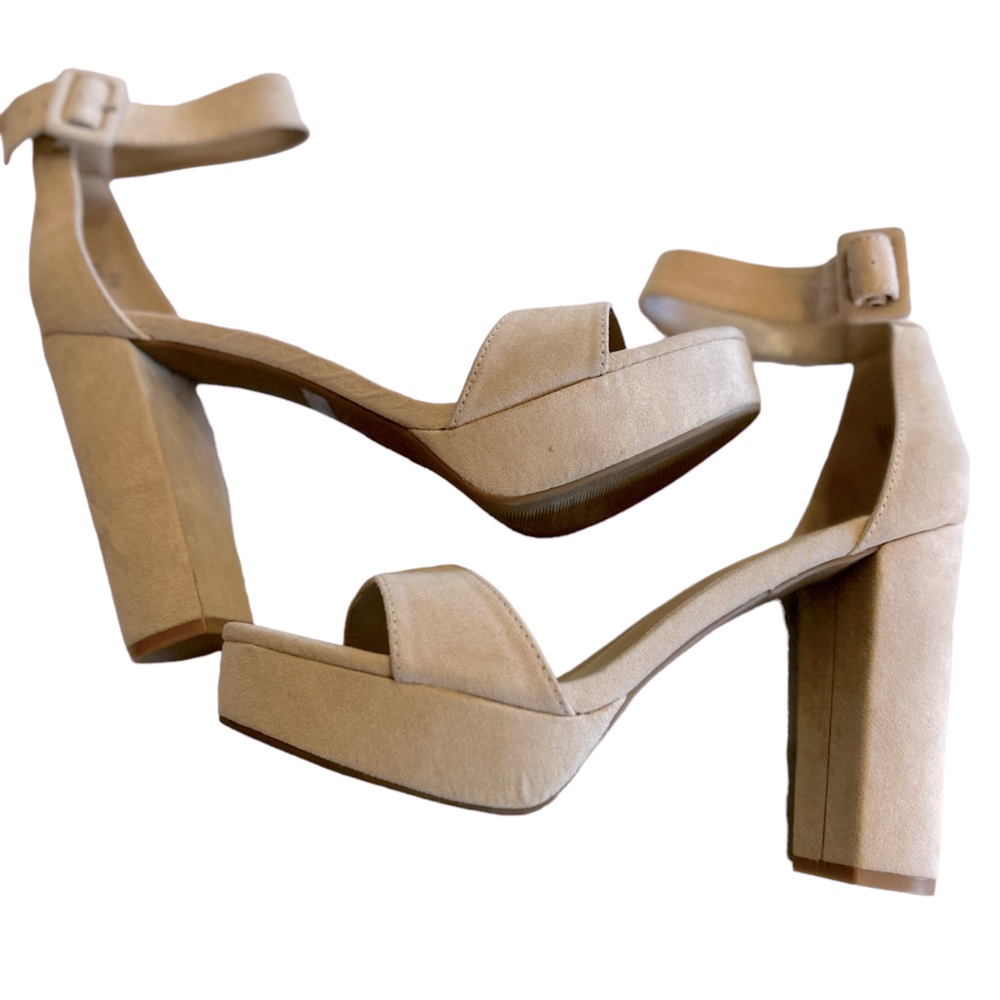 DREAM PAIRS Platform Sandals neutral High Heel Pumps Buckle Sandals NWOB
